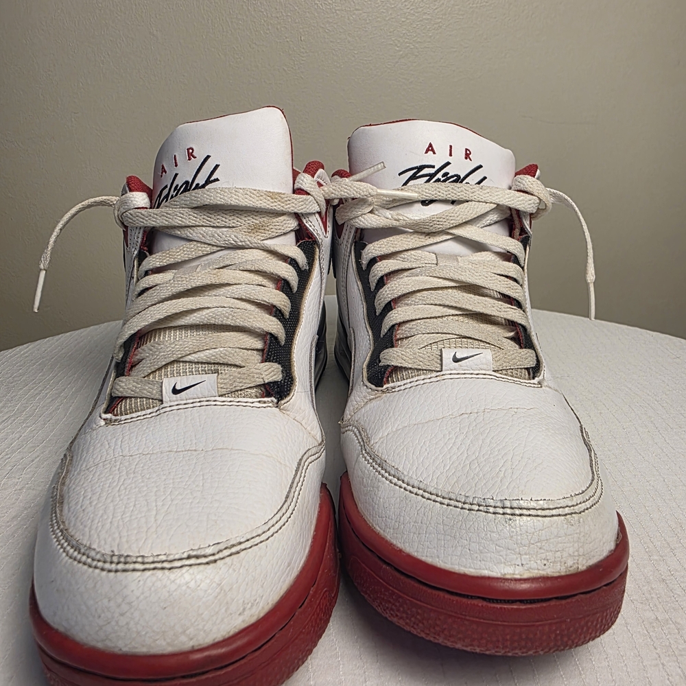 Nike Air Flight Men’s Sneakers Size 11.5 White Red Black Leather BQ4122-100